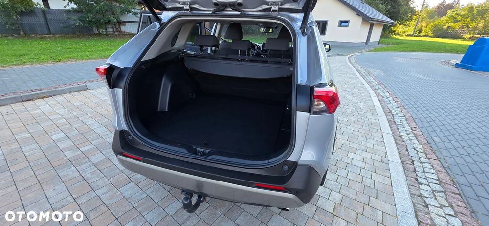 Toyota RAV4 - 16