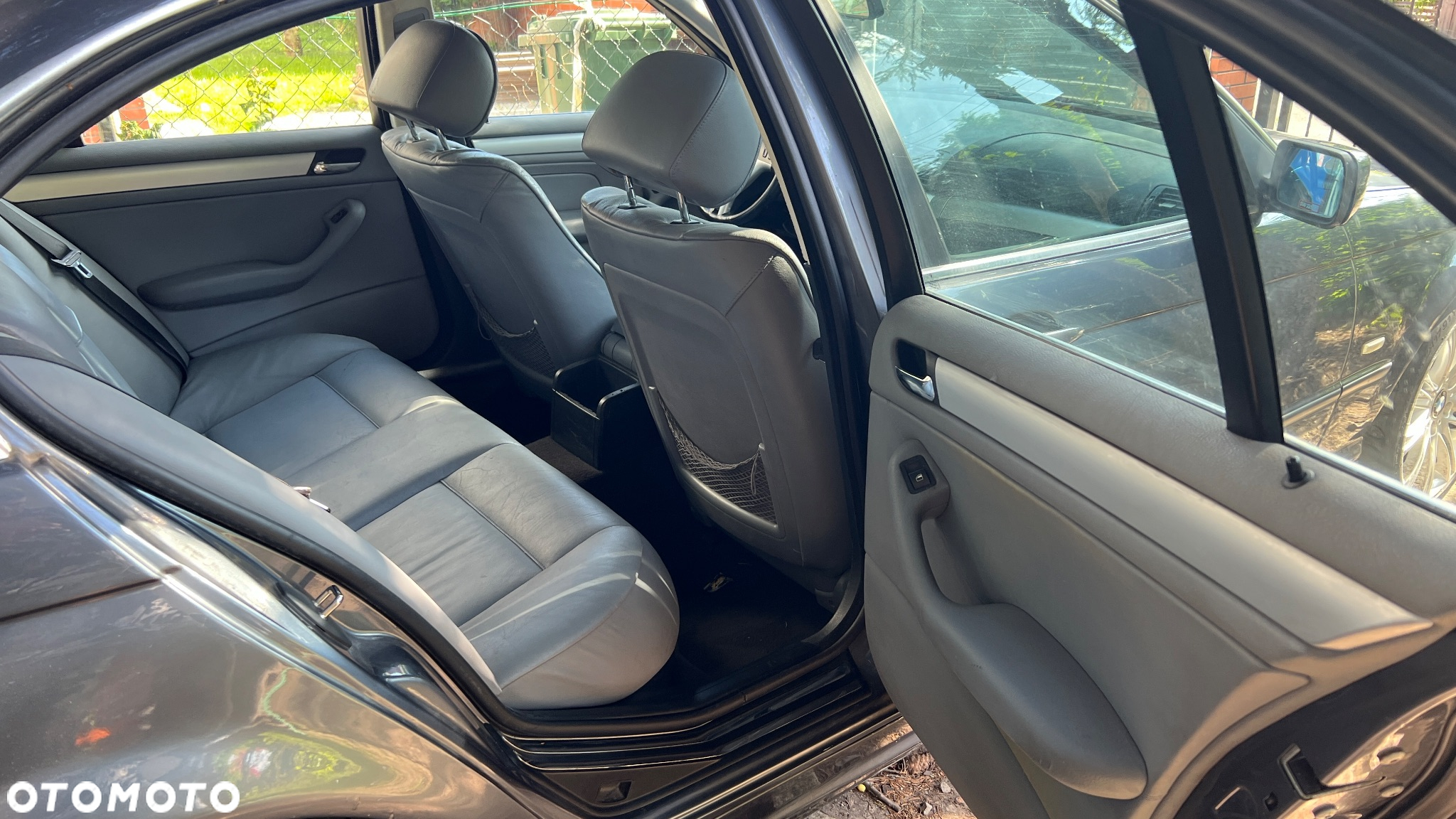 BMW Seria 3 330d - 38