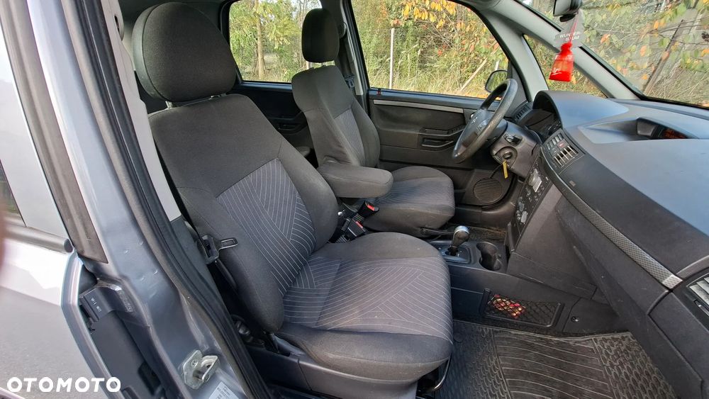 Opel Meriva - 17
