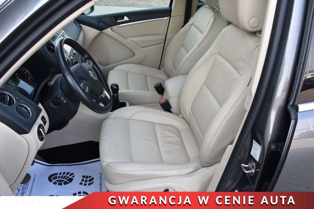 Volkswagen Tiguan - 11