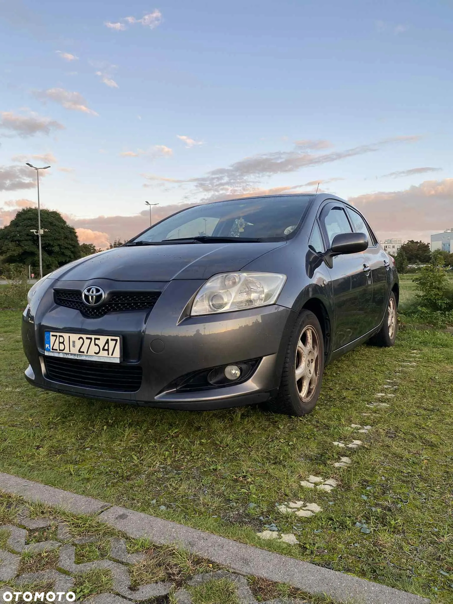 Toyota Auris 1.6 VVT-i Premium MM - 5