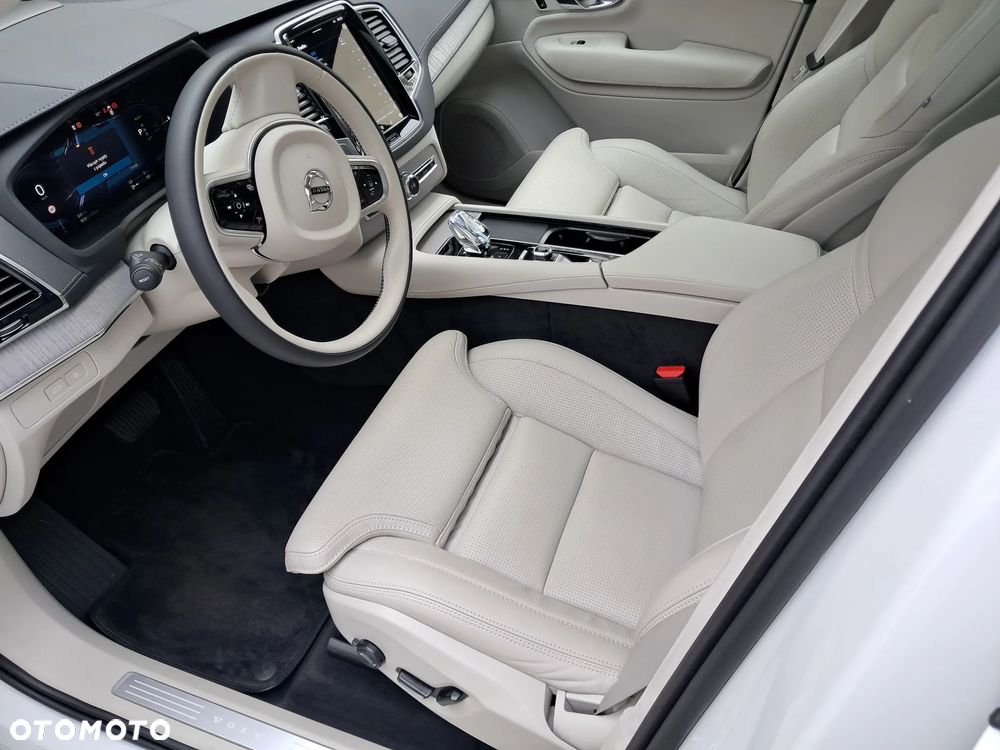 Volvo XC 90 T8 AWD Plug-In Hybrid Ultra Dark 7os - 10