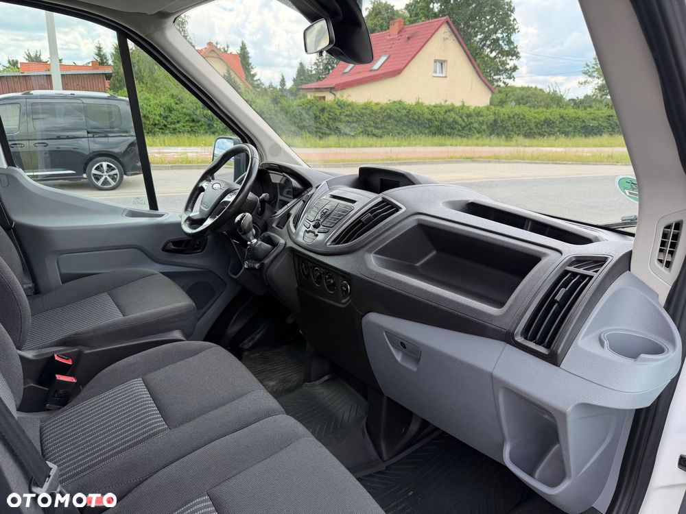 Ford Transit - 10
