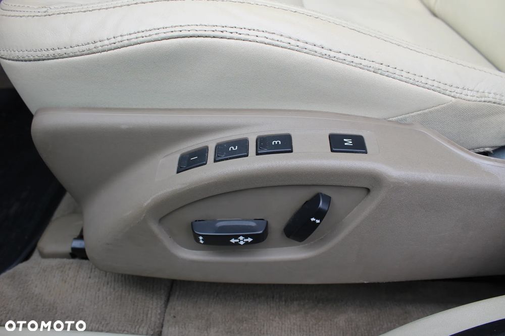 Volvo XC 60 2.4D AWD Summum - 15