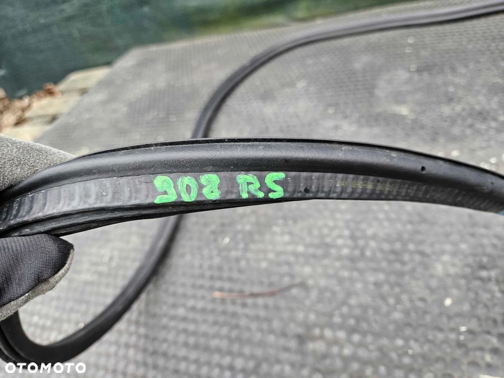 Uszczelka 7141890 Guma Pokrywy Klapy Bagaznika BMW 1 E87 E81 - 3