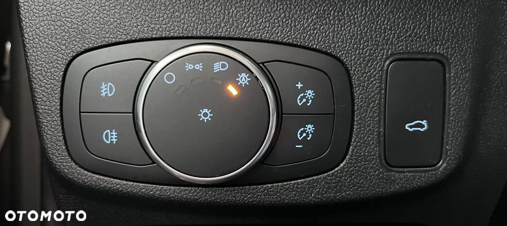 Ford Focus 1.5 EcoBoost STart-Stopp-System VIGNALE - 19