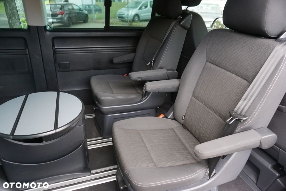 Volkswagen Multivan 2.0 TDI L2 Comfortline 4Motion DSG - 17