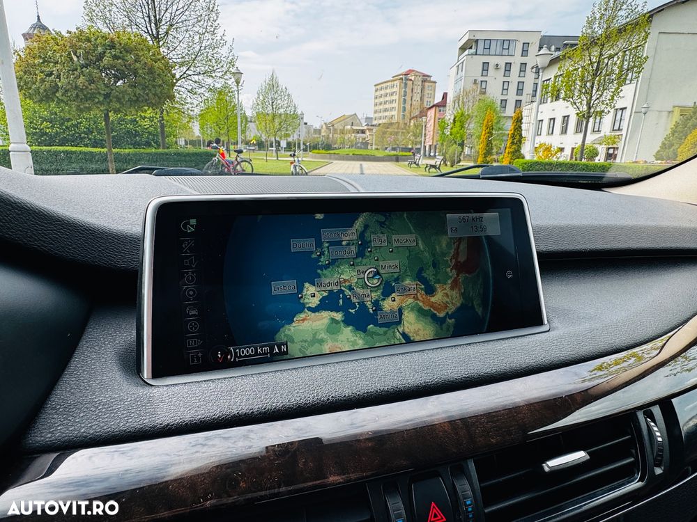 BMW X5 xDrive40d - 11