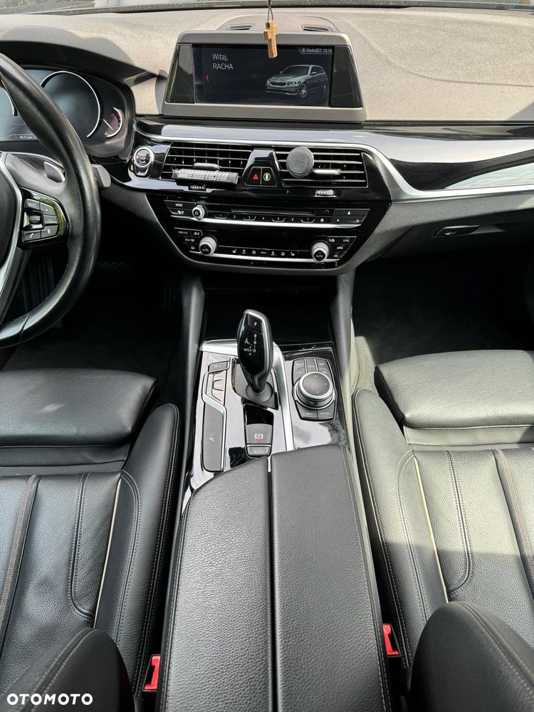 BMW Seria 5 520d Luxury Line sport - 16
