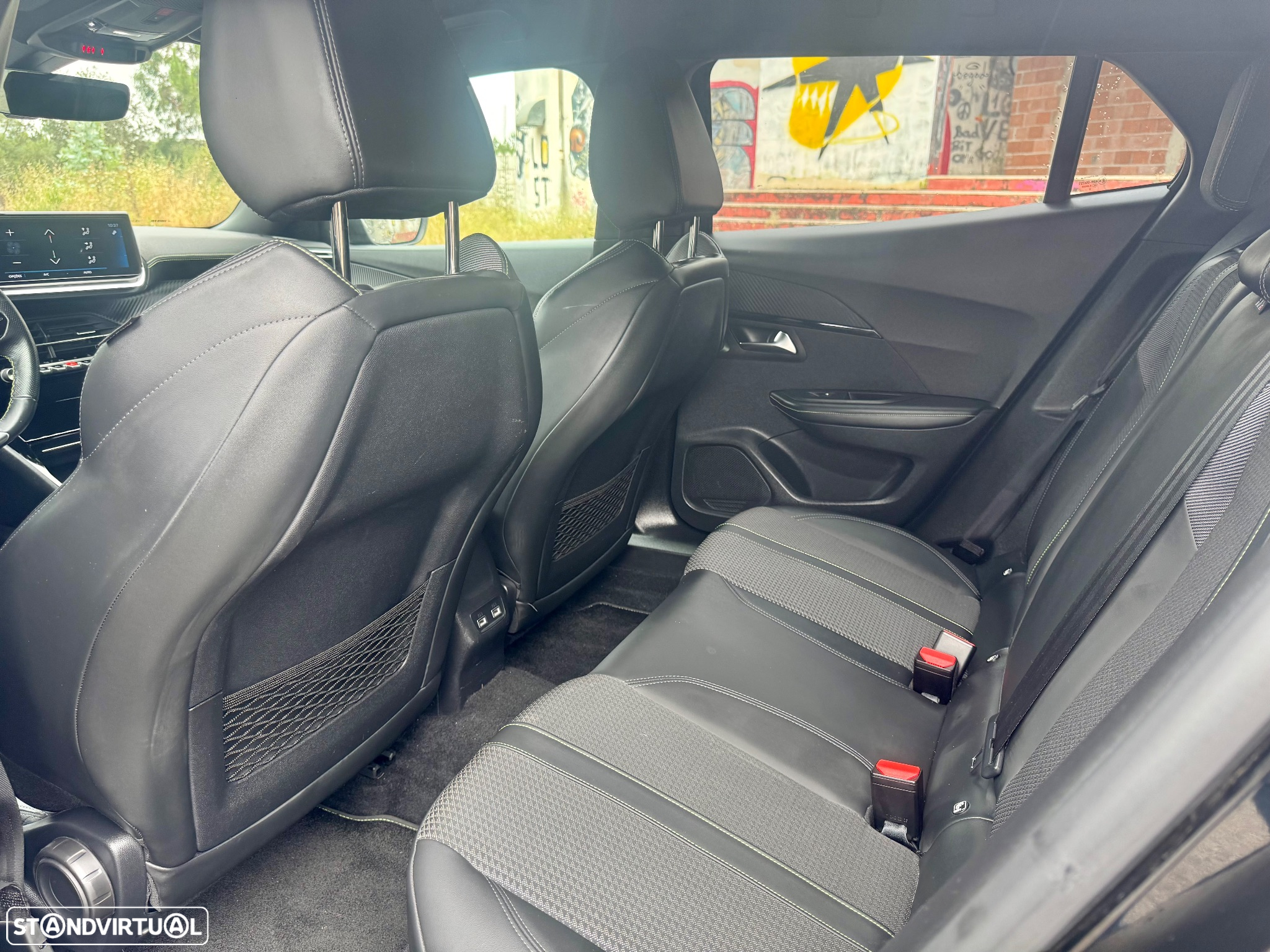 Peugeot 2008 1.2 PureTech GT Line - 12
