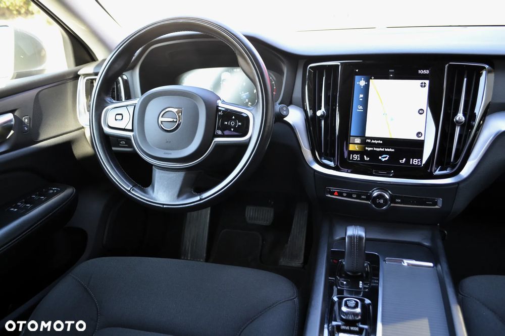 Volvo V60 T5 AWD Geartronic Momentum - 9