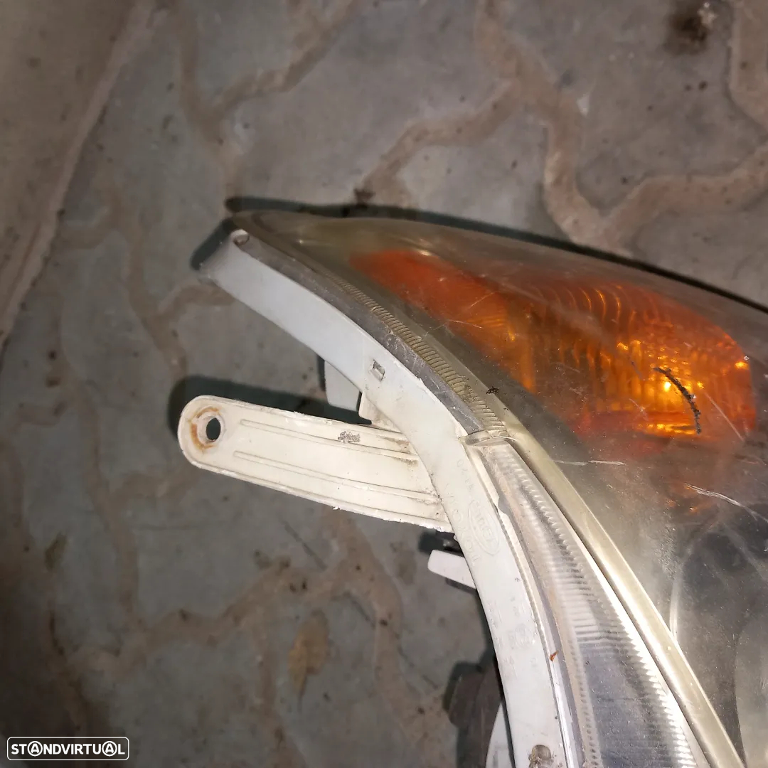 Farol condutor toyota hylux ano 2006 - 4