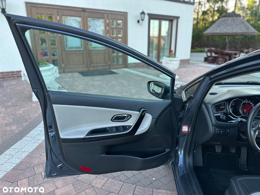 Kia Ceed 1.4 CVVT Dream-Team Edition - 34