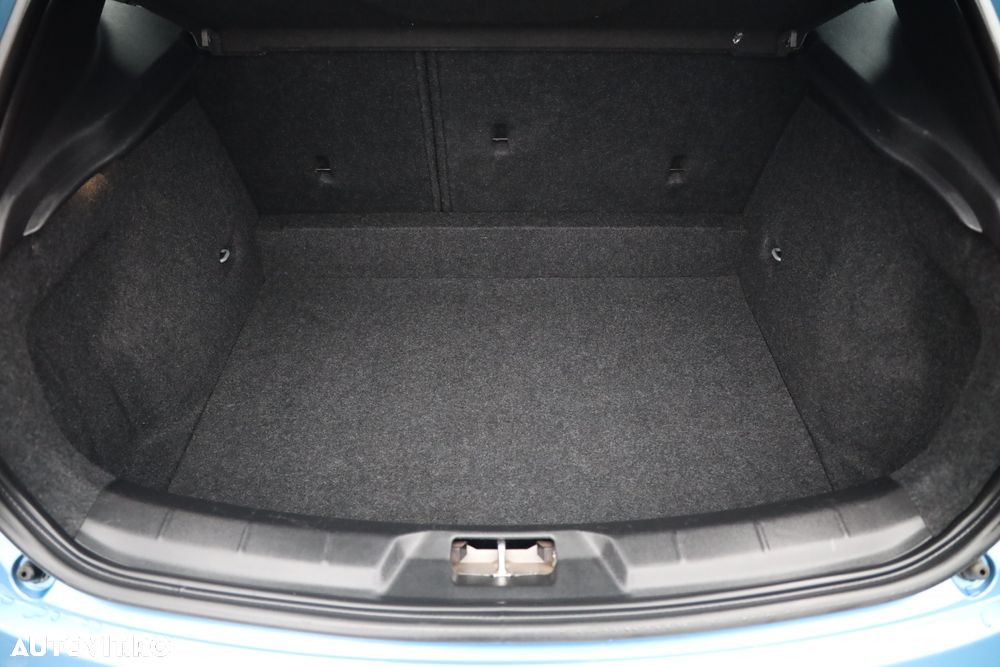 Volvo V40 D2 RDesign - 26