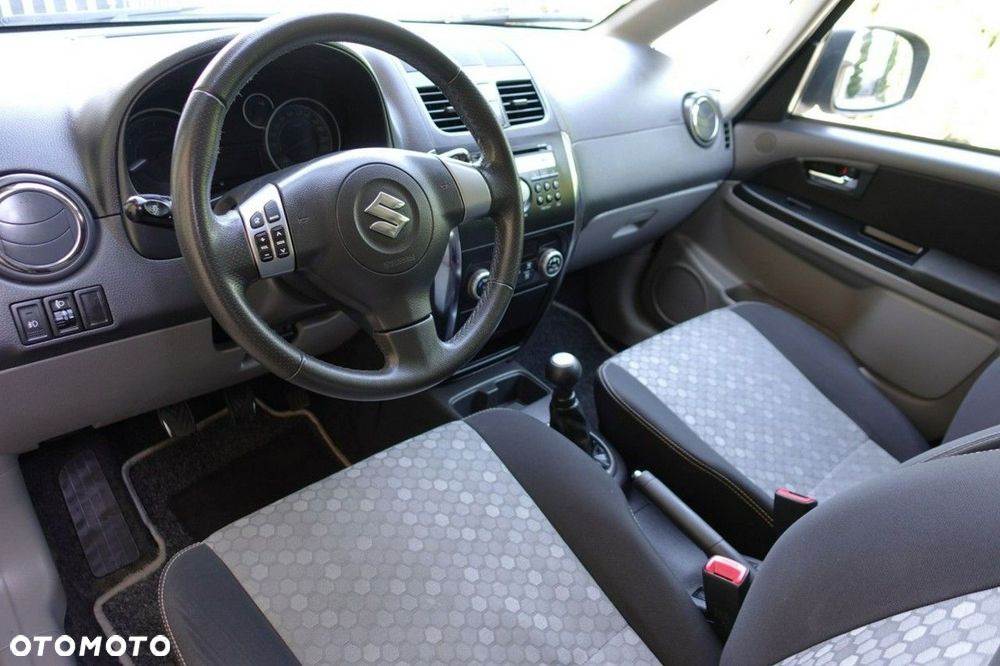 Suzuki SX4 - 11