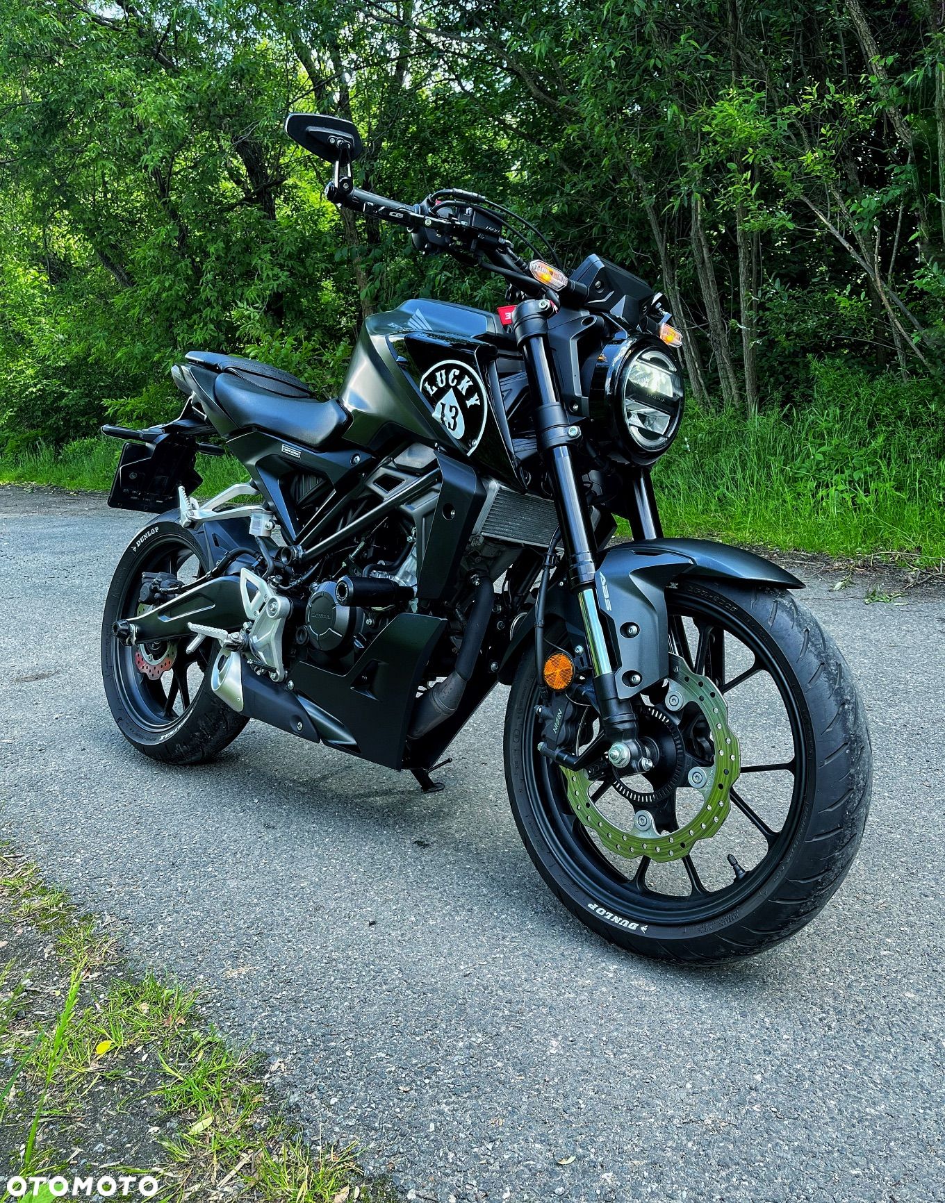 Honda CB - 1