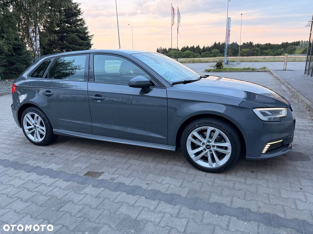 Audi A3 Sportback 40 e-tron S tronic sport - 11