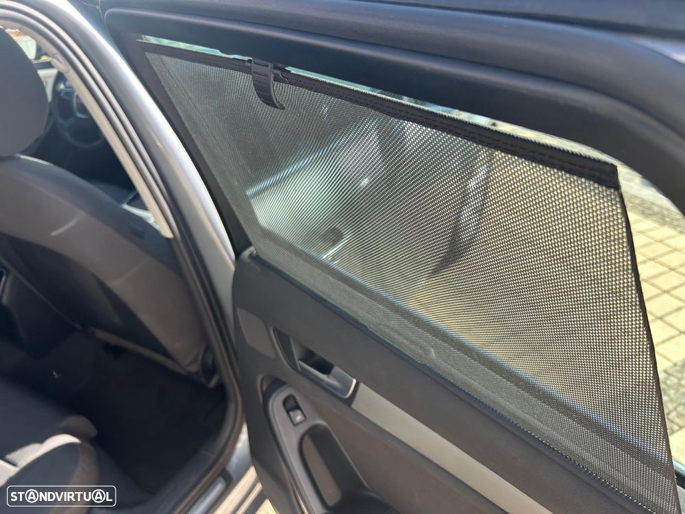 Audi A4 Avant 2.0 TDI e DPF Attraction - 23