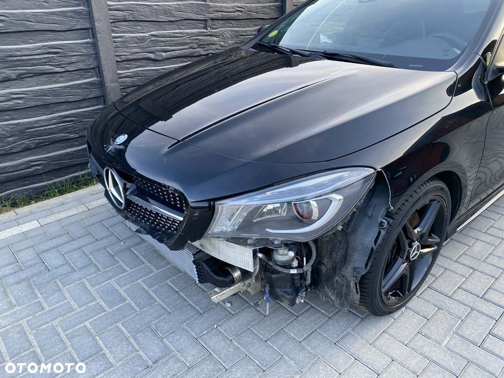 Mercedes-Benz CLA 220 CDI 7G-DCT AMG Line - 26