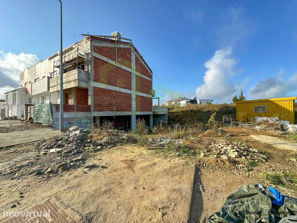 Vende Lote - Ericeira 9,5 km, A Casa das Casas - Grande imagem: 2/18