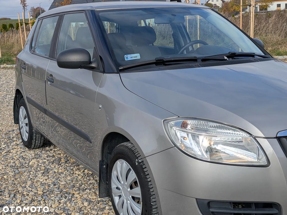 Skoda Fabia 1.2 12V Family Plus - 11