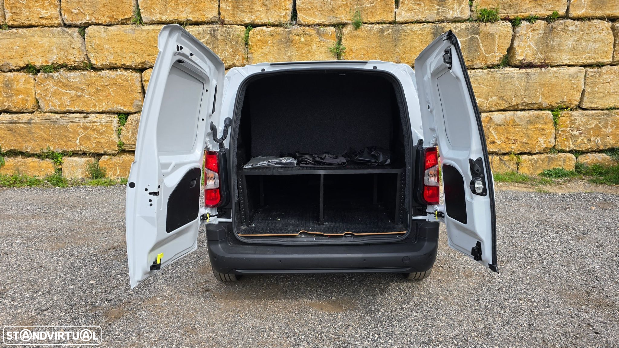 Opel Combo Cargo 1.5 CDTi - 45