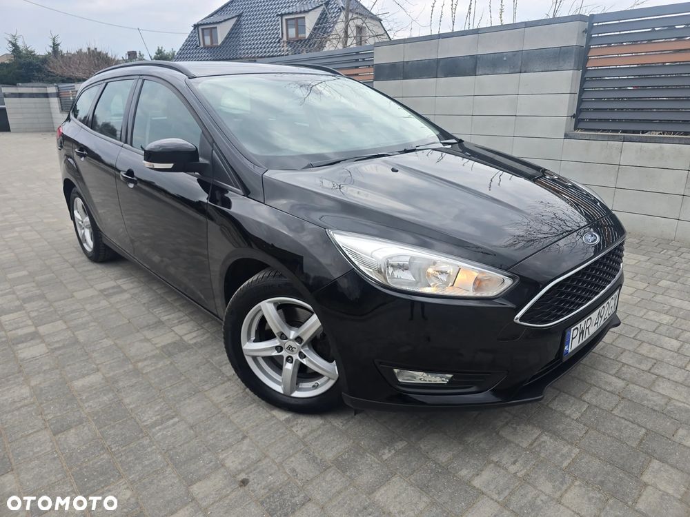 Ford Focus 1.5 EcoBoost STart-Stopp-System TITANIUM - 2