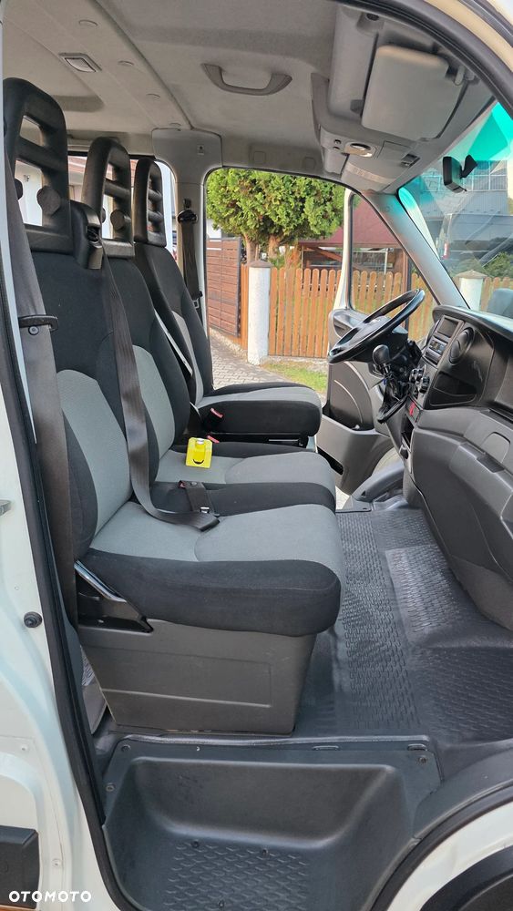 Iveco 35C13 - 17