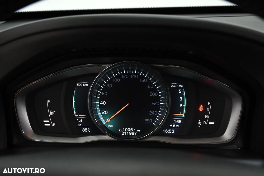 Volvo XC 60 D4 Geartronic Summum - 24