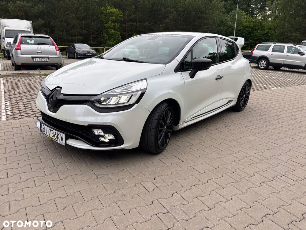 Renault Clio 1.6 R.S 220 EDC - 1