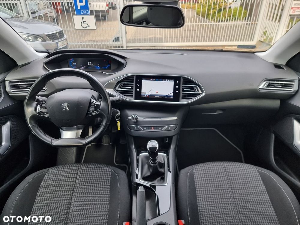 Peugeot 308 1.2 PureTech Active Pack S&S - 25