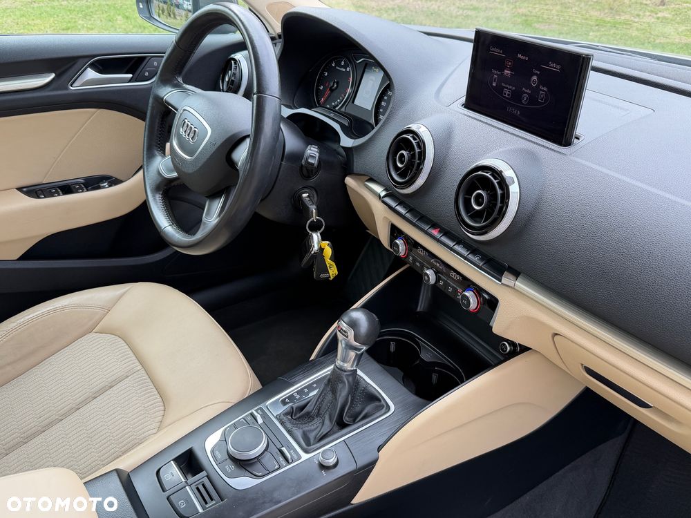 Audi A3 Sportback 1.2 TFSI Ambiente S tronic - 3