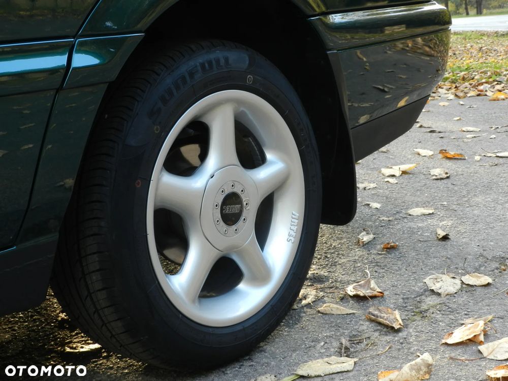 Volkswagen Passat - 15
