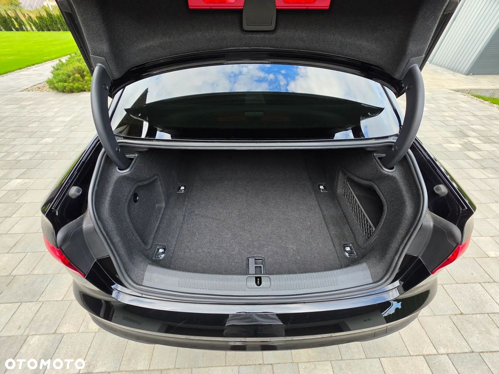 Audi A4 Limousine 35 TFSI mHEV Advanced S tronic - 34