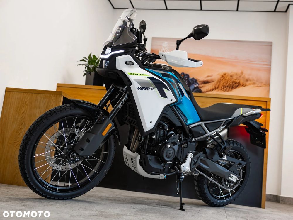 CFMoto MT - 2