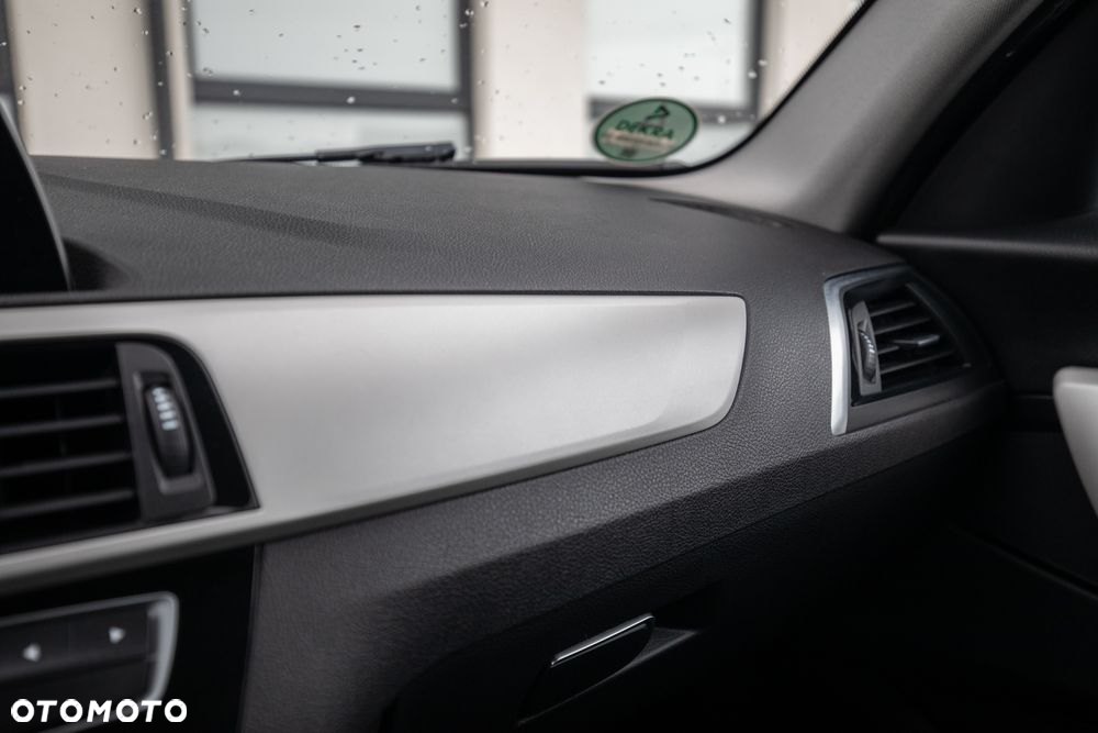 BMW Seria 1 118d - 31