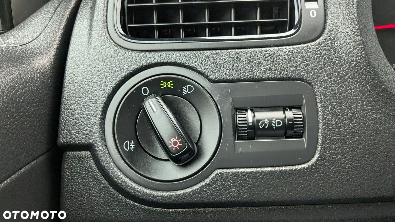 Volkswagen Polo - 24