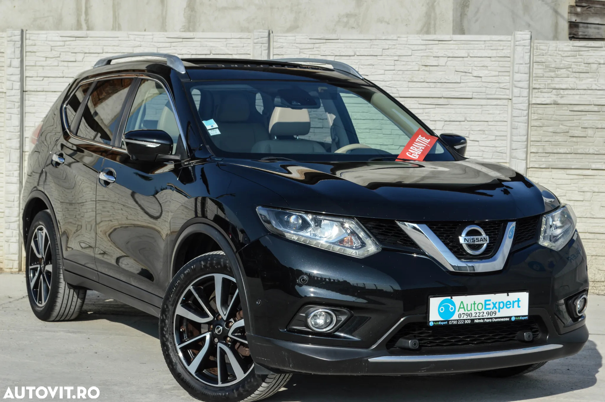 Nissan X-Trail 1.6L dCI Start/Stop XTRONIC Tekna - 2