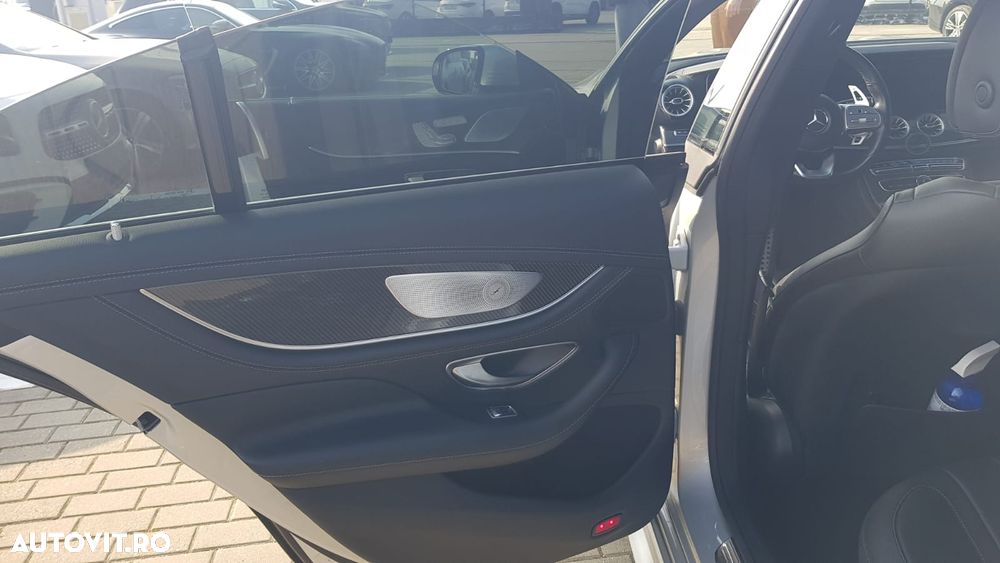 Mercedes-Benz CLS - 28