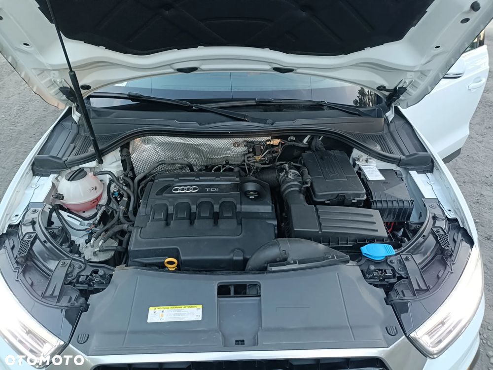 Audi Q3 2.0 TDI Quattro S tronic - 38