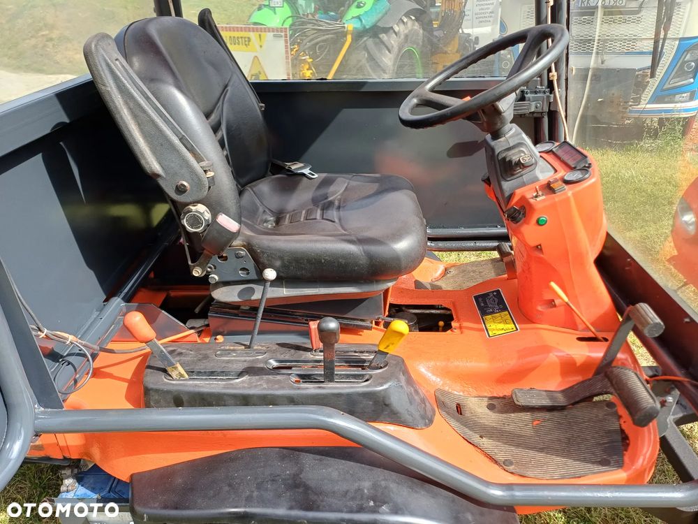 Kubota F3680 - 7