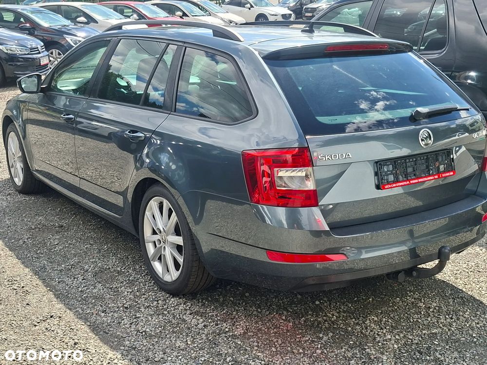 Skoda Octavia 1.6 TDI DSG Premium Edition - 2