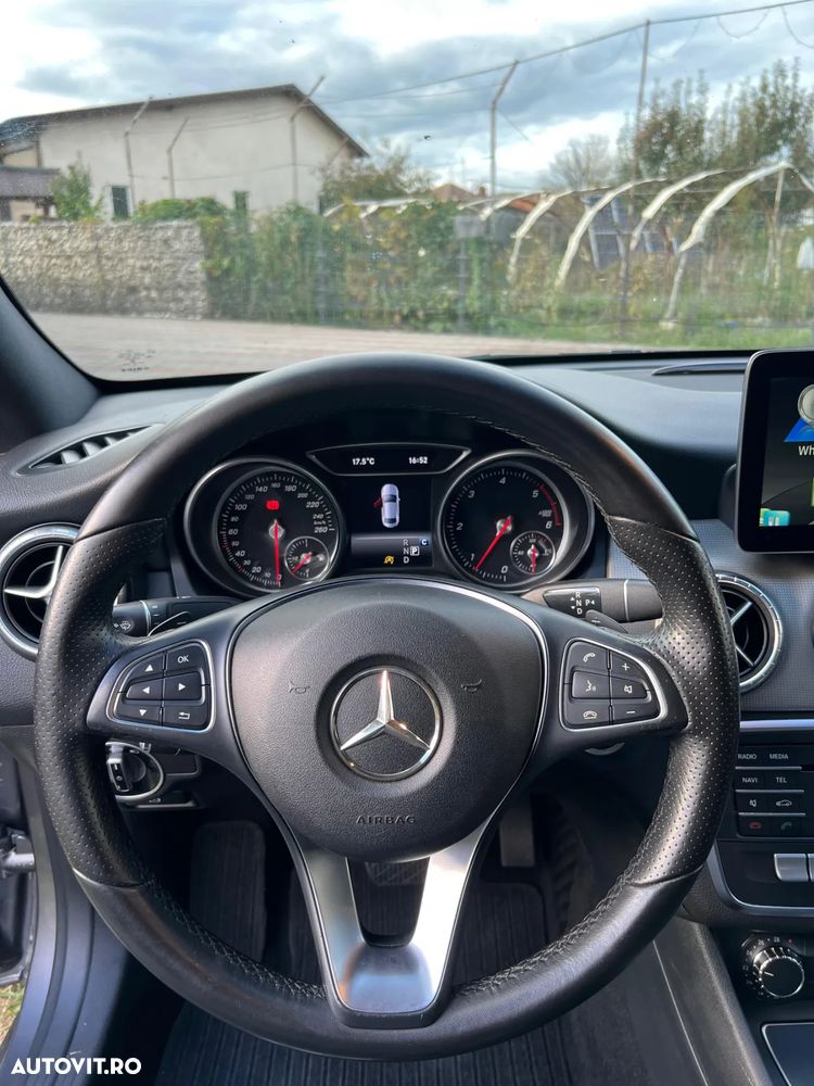 Mercedes-Benz CLA 200 d 7G-DCT - 11