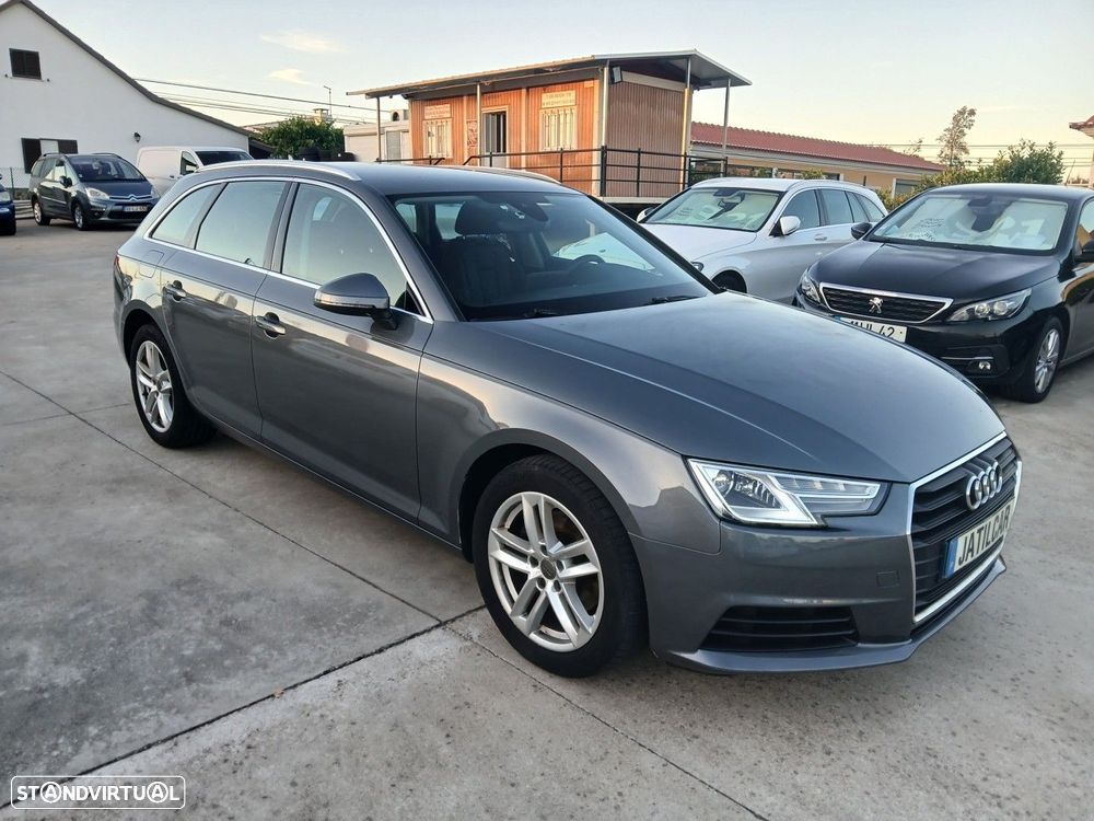 Audi A4 Avant 2.0 TDI S tronic - 4