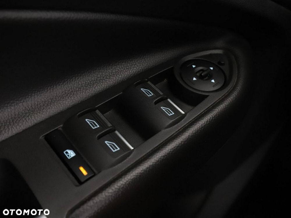 Ford Kuga 2.0 TDCi 4x4 Titanium - 33