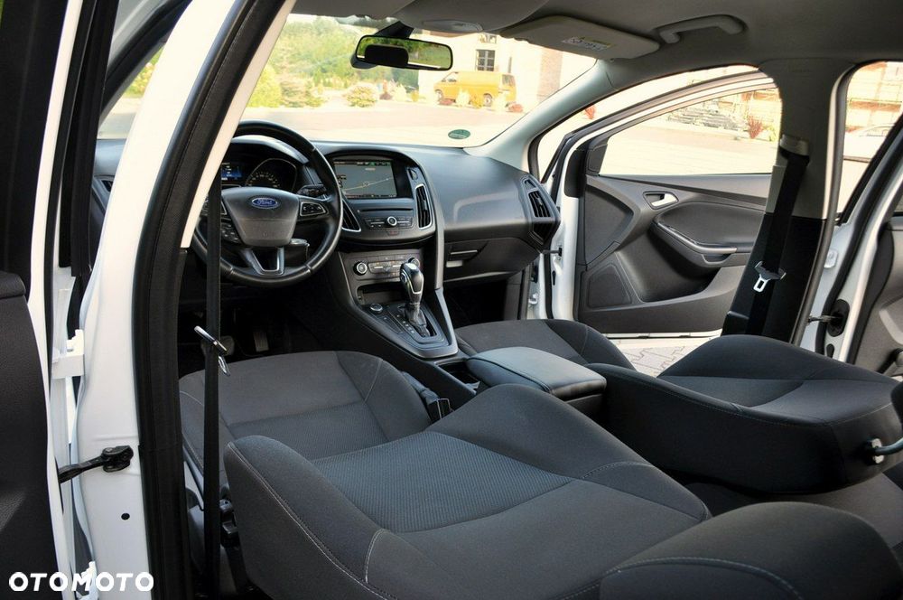 Ford Focus - 27
