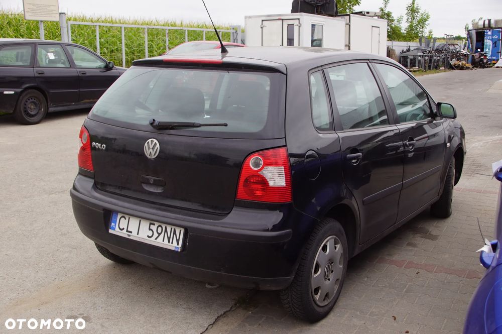 Auto na części - Volkswagen Polo IV 9N 1.2 6V 54 KM AWY GER L041 2002R Silnik Skrzynia Klapa Maska Błotnik Drzwi Szyba Sterownik Moduł Licznik Deska Kokpit Kierownica - 6