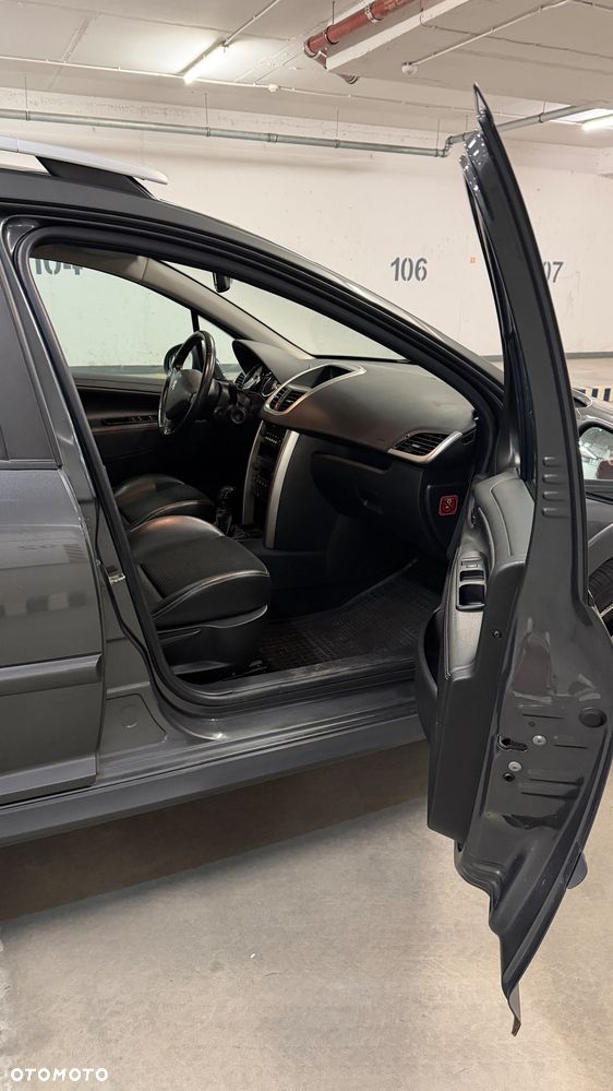 Peugeot 207 1.6 VTi Outdoor - 14
