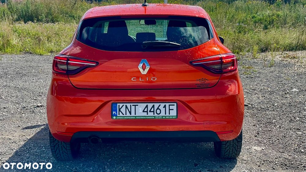 Renault Clio - 8