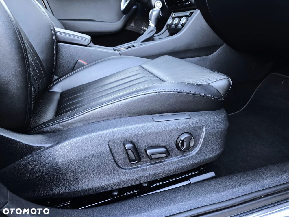 Skoda Superb 2.0 TDI L&K DSG - 7